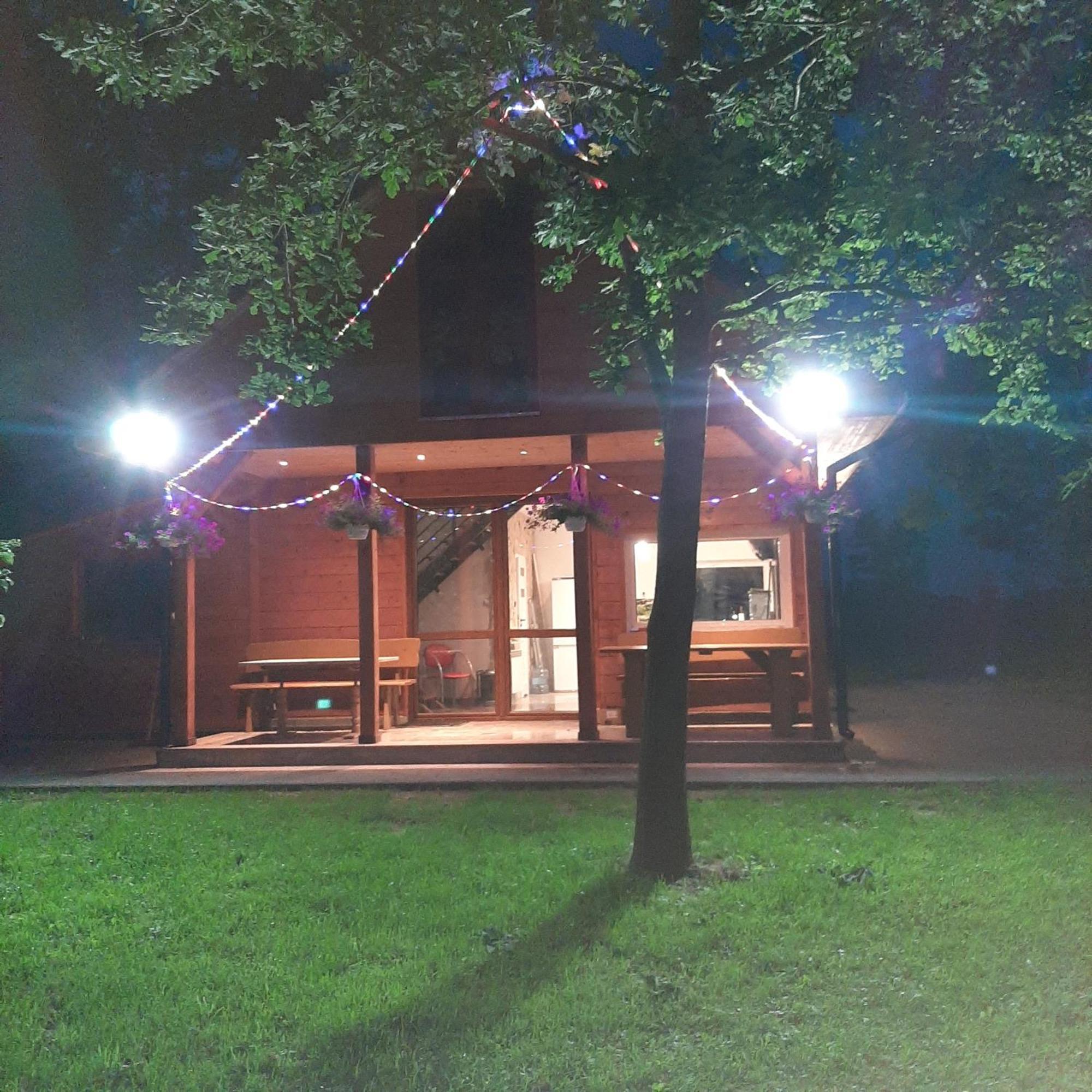 Roztocze 3 Kroki Od Sosny Chalet *